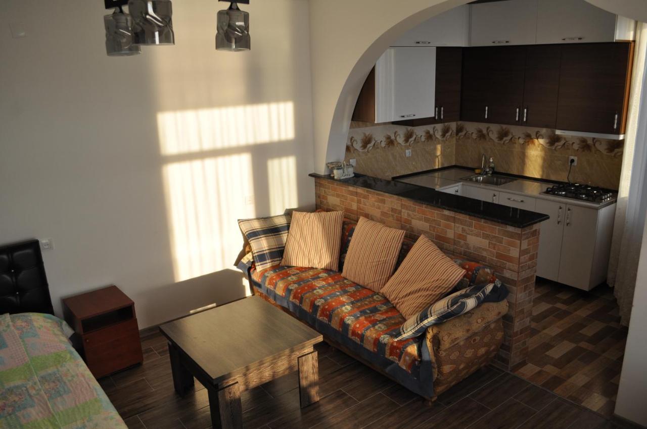 Akhmed Guest House كفارياتي المظهر الخارجي الصورة