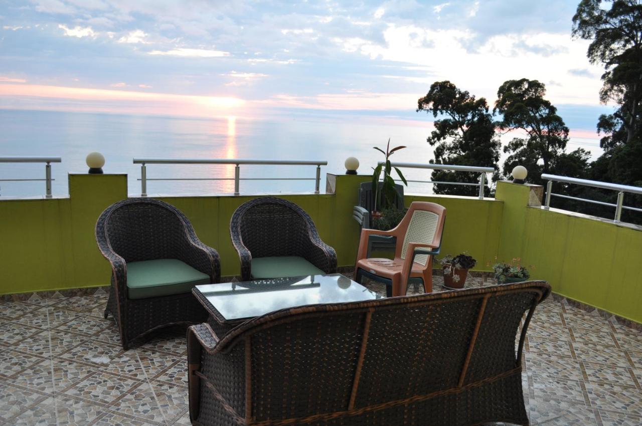 Akhmed Guest House كفارياتي المظهر الخارجي الصورة