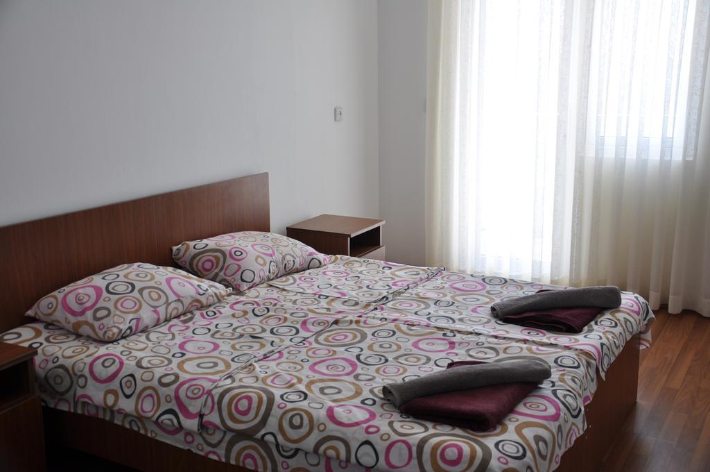 Akhmed Guest House كفارياتي المظهر الخارجي الصورة