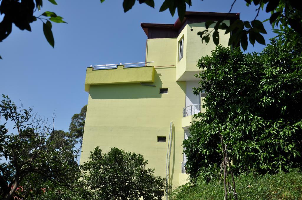 Akhmed Guest House كفارياتي المظهر الخارجي الصورة