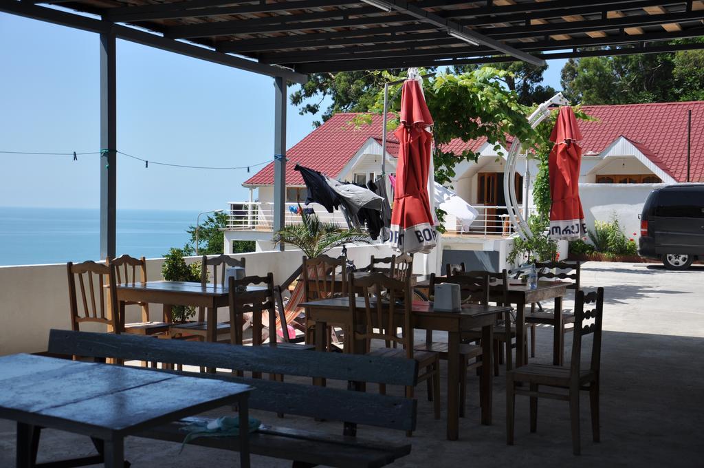 Akhmed Guest House كفارياتي المظهر الخارجي الصورة