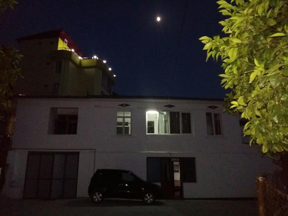 Akhmed Guest House كفارياتي المظهر الخارجي الصورة